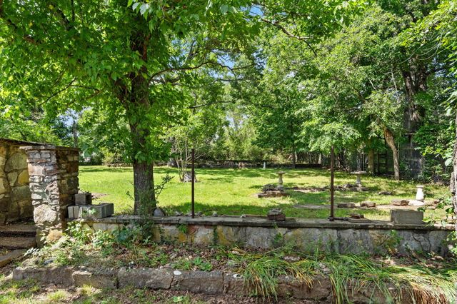 212 Candlestick Road, Branson, MO 65616
