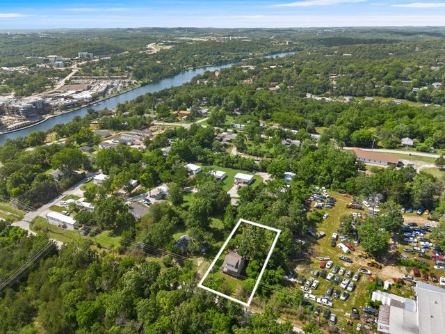 212 Candlestick Road, Branson, MO 65616
