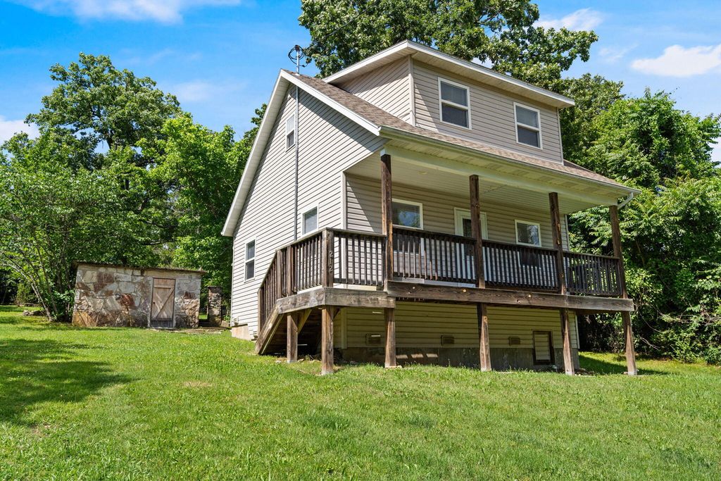 212 Candlestick Road, Branson, MO 65616