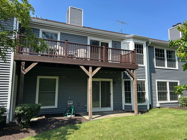 1134 Spring Garden Circle 48, Naperville, IL 60563