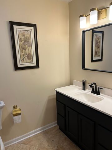 1134 Spring Garden Circle 48, Naperville, IL 60563
