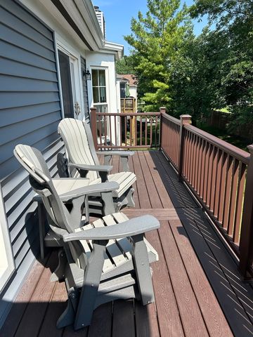 1134 Spring Garden Circle 48, Naperville, IL 60563