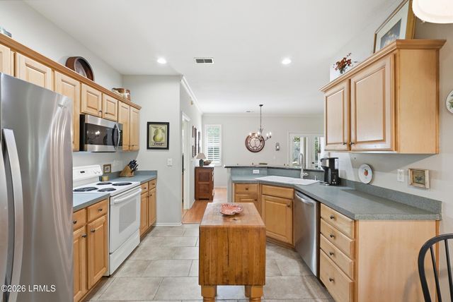 82 Hampton Circle, Bluffton, SC 29909