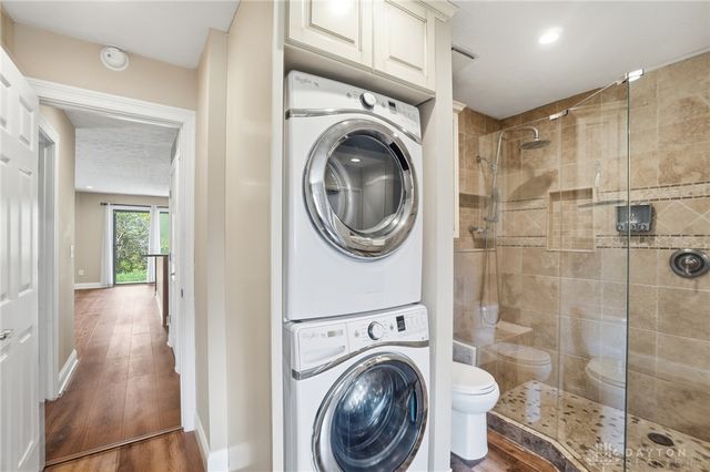 1823 Sheltering Tree Drive, West Carrollton, OH 45449