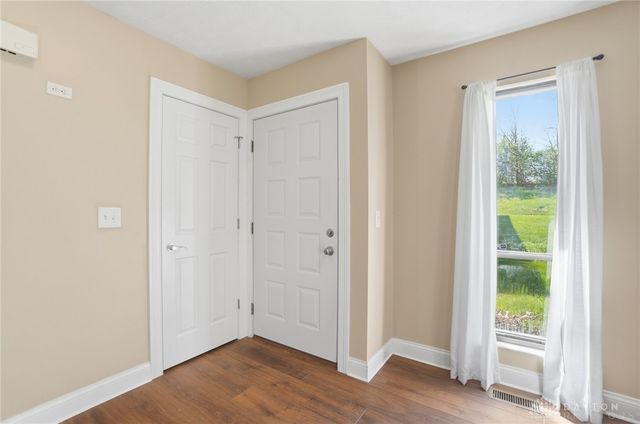 1823 Sheltering Tree Drive, West Carrollton, OH 45449