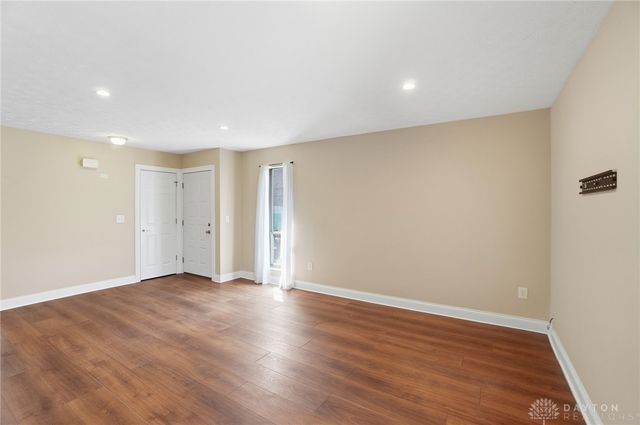 1823 Sheltering Tree Drive, West Carrollton, OH 45449