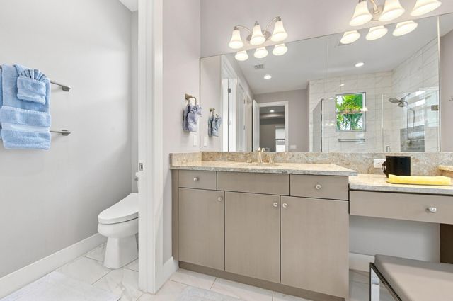 8015 Hobbes Way, Palm Beach Gardens, FL 33418