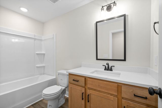 218 Harvest Moon Dr, Clarksville, TN 37043