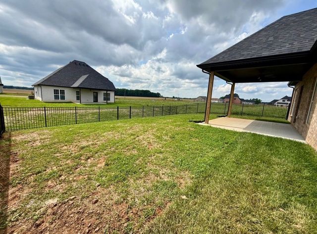 218 Harvest Moon Dr, Clarksville, TN 37043