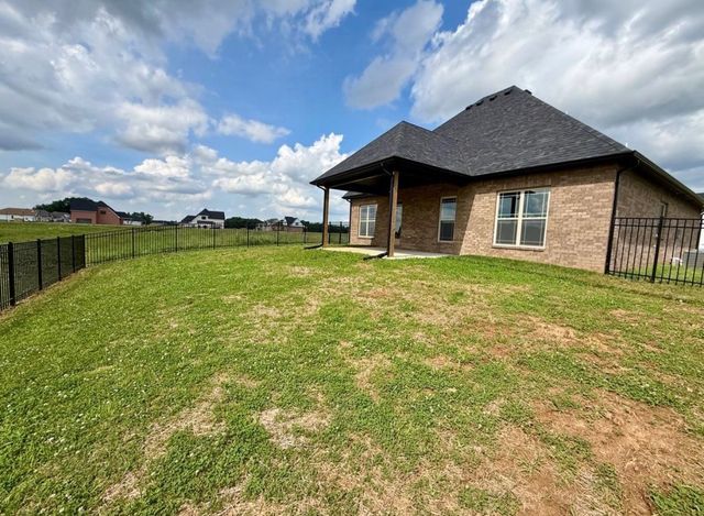 218 Harvest Moon Dr, Clarksville, TN 37043
