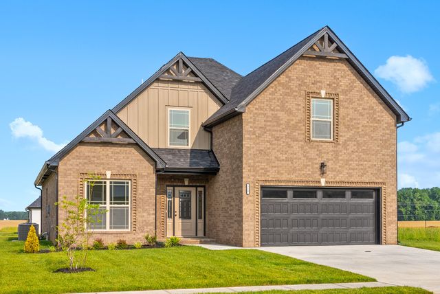 218 Harvest Moon Dr, Clarksville, TN 37043