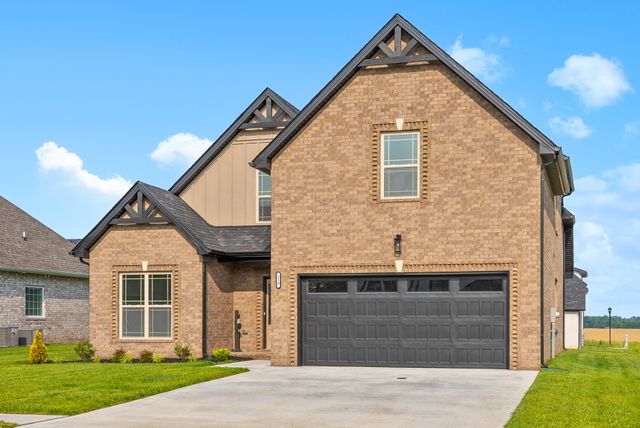 218 Harvest Moon Dr, Clarksville, TN 37043