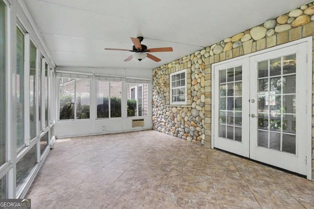 525 Cogburn Ridge Way, Alpharetta, GA 30004