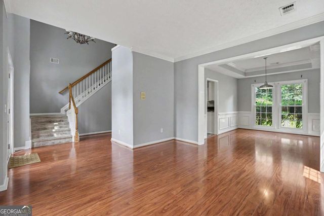 525 Cogburn Ridge Way, Alpharetta, GA 30004
