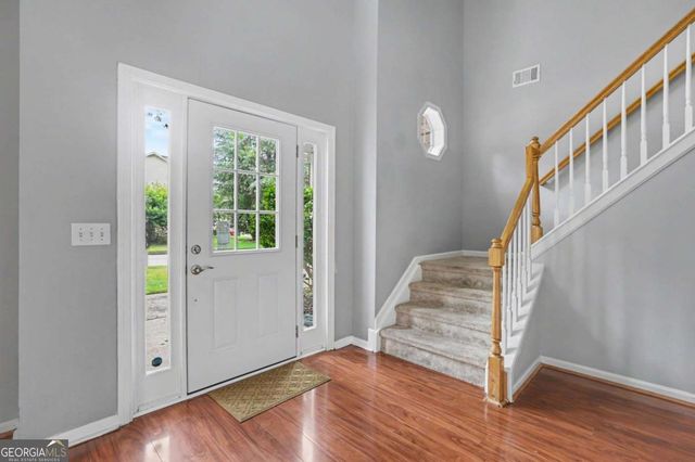 525 Cogburn Ridge Way, Alpharetta, GA 30004