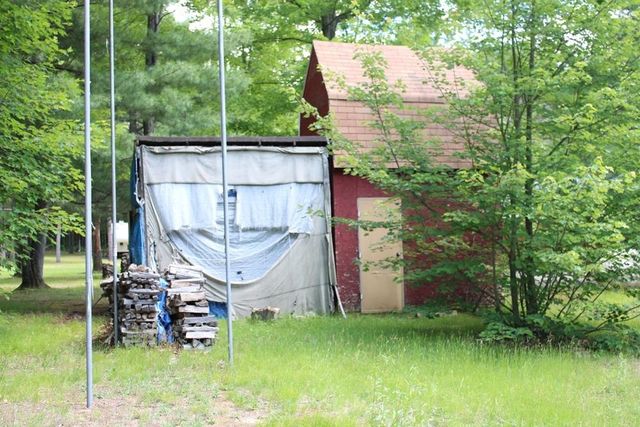 1197 Pineview Road, Harrison, MI 48625