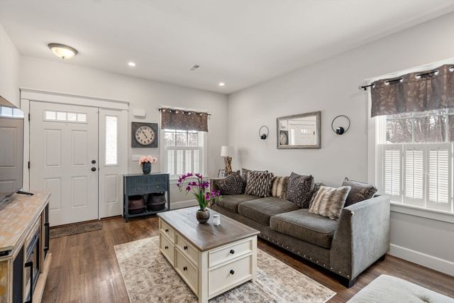 90 Sterling St A, West Boylston, MA 01583