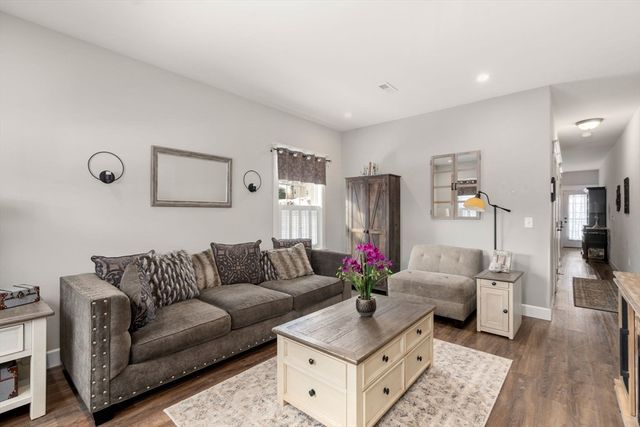 90 Sterling St A, West Boylston, MA 01583