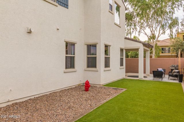 1942 S SYCAMORE Place, Chandler, AZ 85286