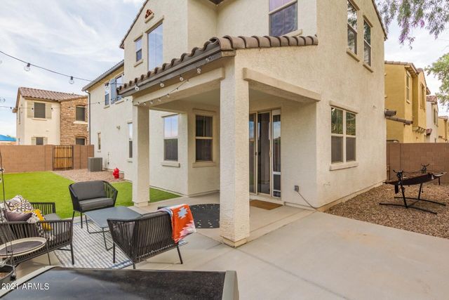 1942 S SYCAMORE Place, Chandler, AZ 85286