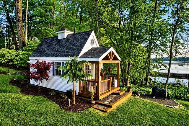 2970 West Lake Road, Cazenovia, NY 13035