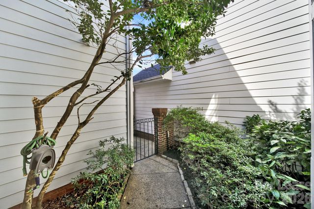 804 Greenleaf Avenue, Charlotte, NC 28202