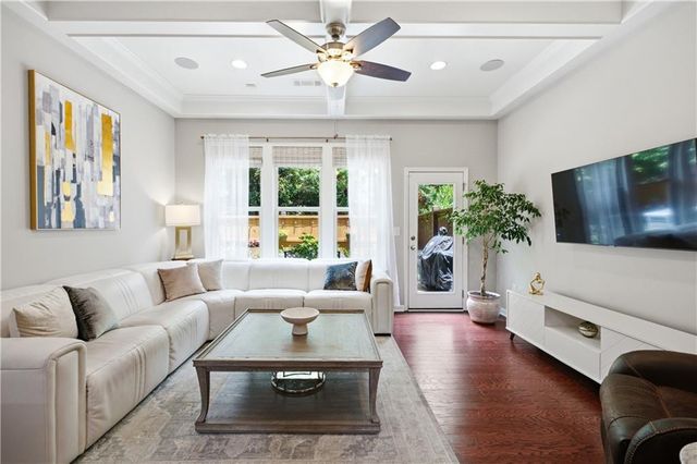 114 Bradford Drive, Atlanta, GA 30328
