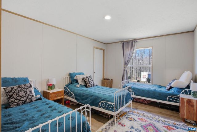 215 BUNNYS TRL, Louisa, VA 23093