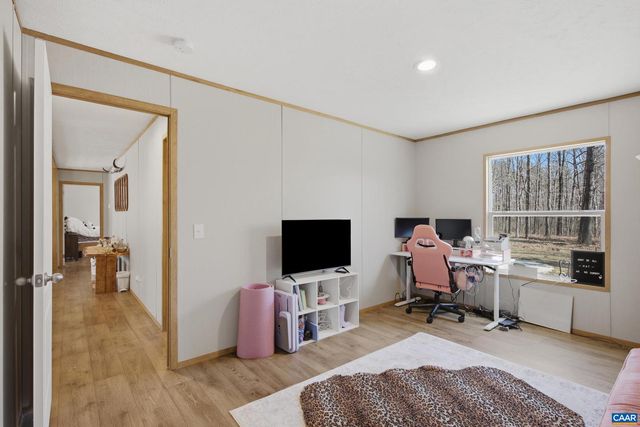 215 BUNNYS TRL, Louisa, VA 23093