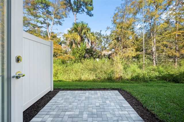 285 SW Sally Way, Stuart, FL 34997