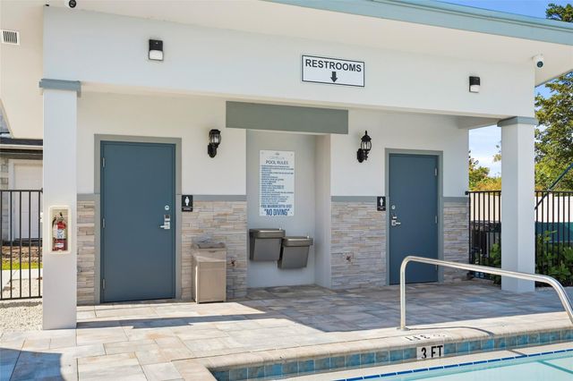 285 SW Sally Way, Stuart, FL 34997