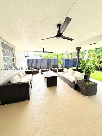 9221 SW 24th Ter 1, Miami, FL 33165