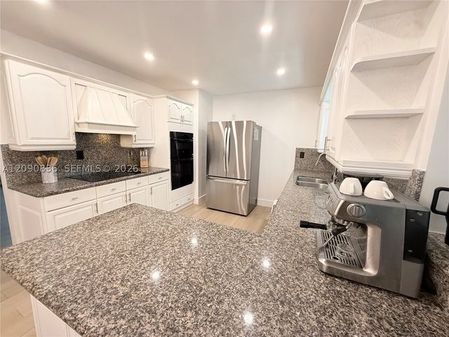 9221 SW 24th Ter 1, Miami, FL 33165