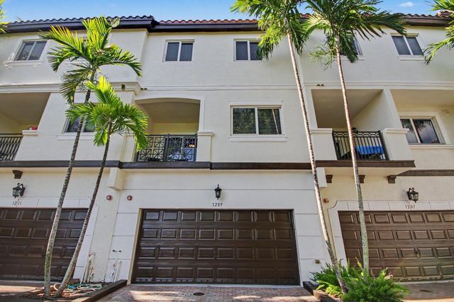 1209 COASTAL BAY Boulevard, Boynton Beach, FL 33435