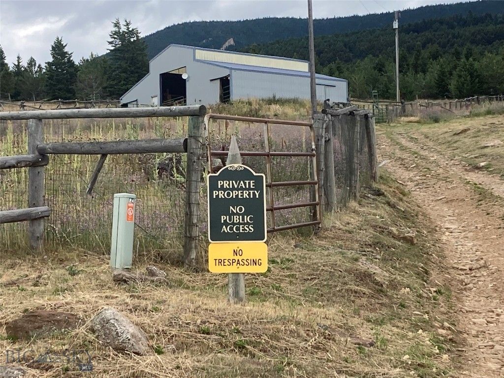 86 Pony Lane, Livingston, MT 59047