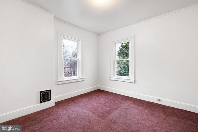 2402 N VAN BUREN ST, Wilmington, DE 19802