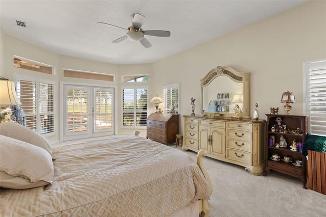 1521 EDGEWATER DRIVE, Mount Dora, FL 32757