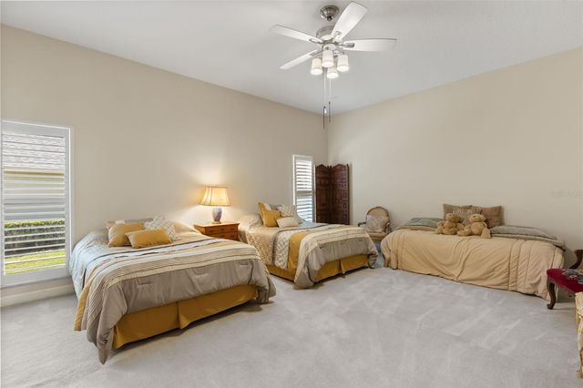 1521 EDGEWATER DRIVE, Mount Dora, FL 32757