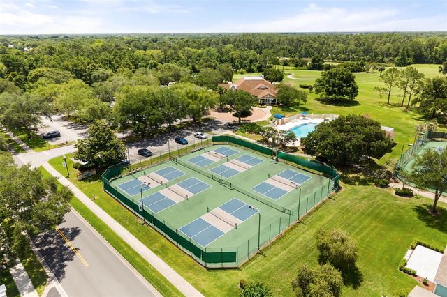 1521 EDGEWATER DRIVE, Mount Dora, FL 32757