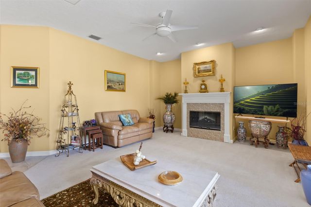 1521 EDGEWATER DRIVE, Mount Dora, FL 32757