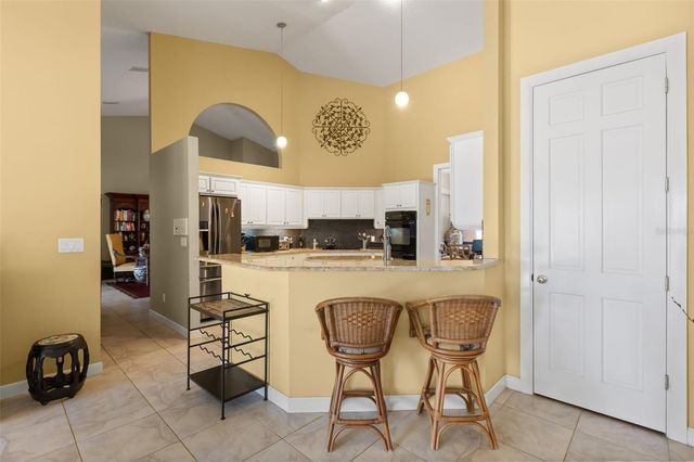 1521 EDGEWATER DRIVE, Mount Dora, FL 32757