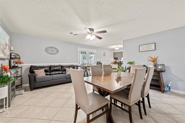 2712 Blueberry Lane, Pasadena, TX 77502