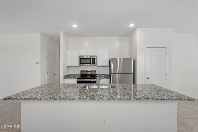 5784 E HORNBLENDE Way, San Tan Valley, AZ 85143