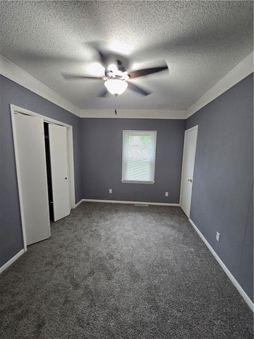 1204 Main Street, Paola, KS 66071