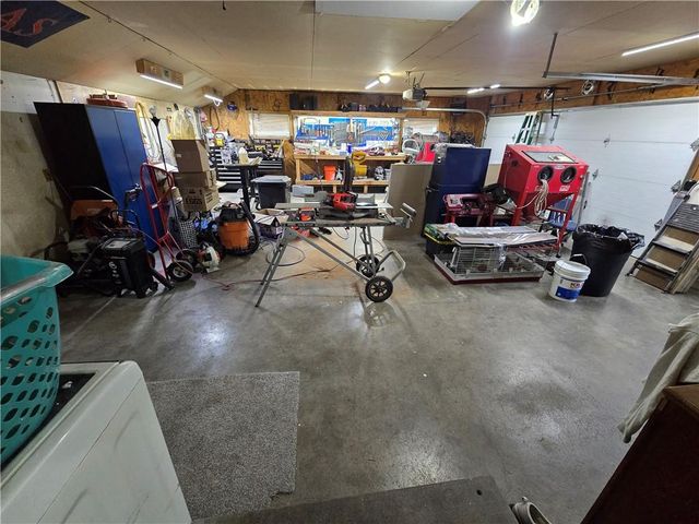 1204 Main Street, Paola, KS 66071