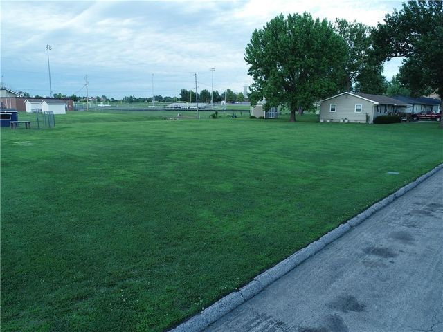 1204 Main Street, Paola, KS 66071