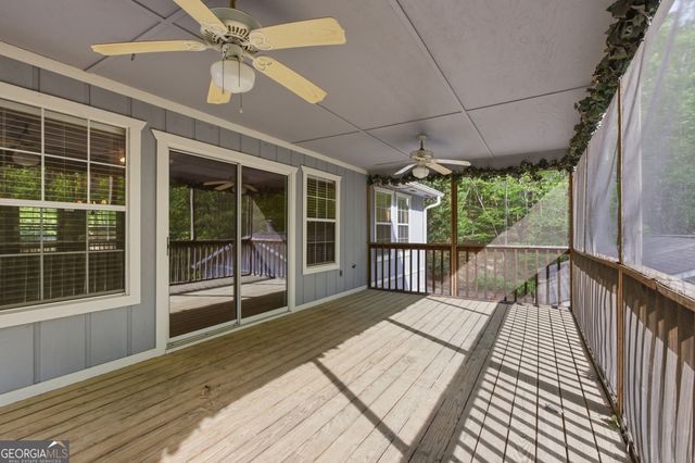 47 Terrys Place, Cleveland, GA 30528
