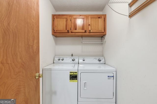47 Terrys Place, Cleveland, GA 30528