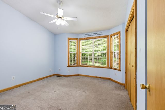 47 Terrys Place, Cleveland, GA 30528