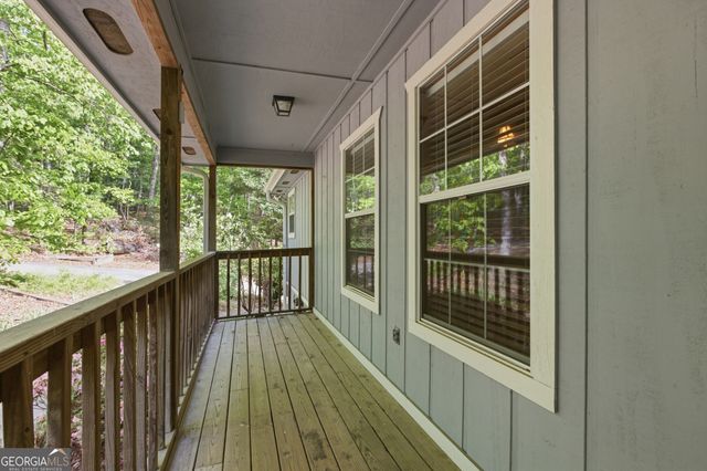 47 Terrys Place, Cleveland, GA 30528